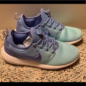 Womens Nike Roshe Two